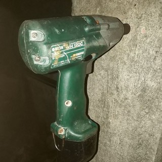  máy bắn Vít pin Hitachi 12V nhật bãi tặng kèm vỏ pin 