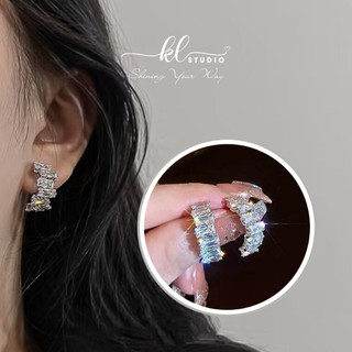  Hoả Tốc HCM_Bông Tai Chuôi Bạc 925 Chữ C Đính Đá Khối Zircon Lấp Lánh - E144