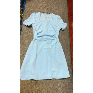 tl. đầm xoè xanh chít eo dưới 52kg