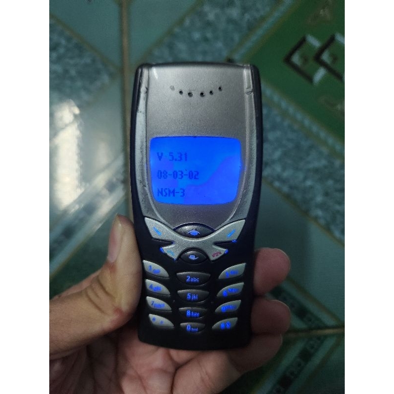 Xác điện thoại Nokia cổ bán nhanh