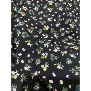 2m x 1m5 vải lụa mềm hoa nhí nền đen may bộ váy