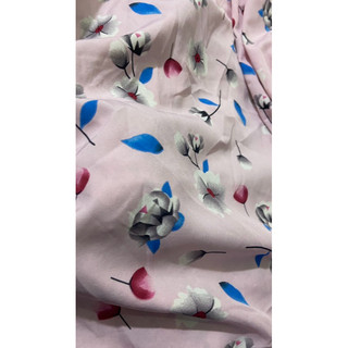 2m x 1m5 vải lụa Hồng nhạt mềm may bộ váy áo