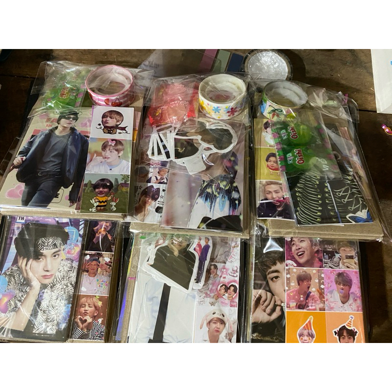 Lucky Box Card Off BTS ( Đọc kỹ mô tả nha mn) 100% có card off