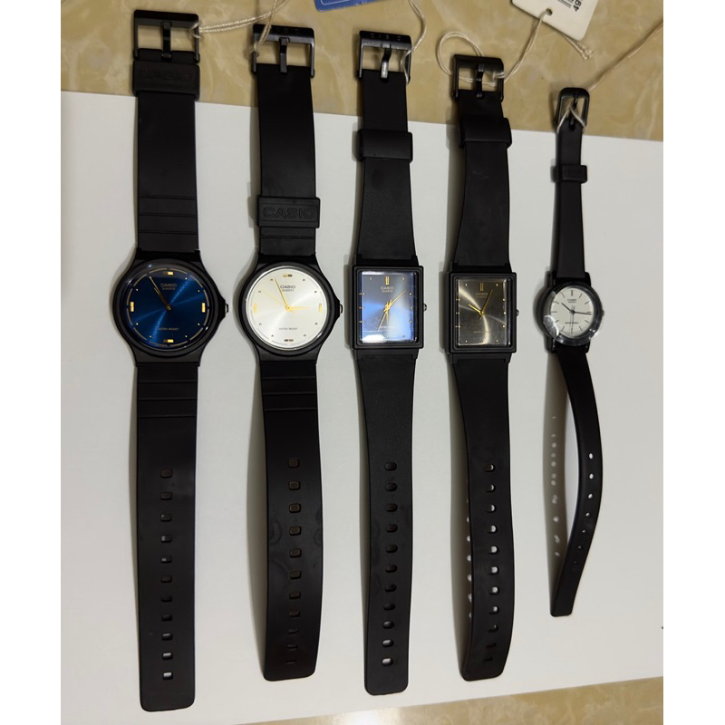 Đồng hồ casio hàng chính hãng ( chưa gồm pin )