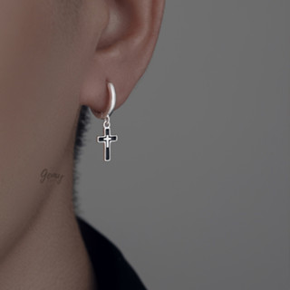 Khuyên tai tròn nam bạc s925 thiết kế hình chữ thập thánh giá đen 2 cá tính unisex (1 chiếc) KN122 | GEMY SILVER