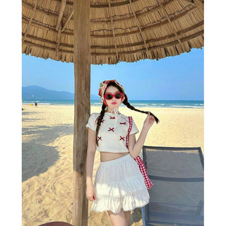 SP021922 SET CHÂN VÁY ÁO TRẮNG ĐÍNH NƠ ĐỎ