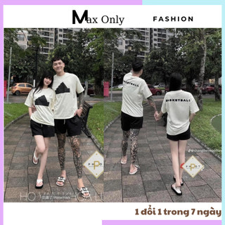 Set đôi nam nữ gồm áo phông from rộng tay lỡ mix cùng quần short hoạ tiết in logo nổi