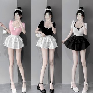 Set áo croptop viền cổ tay ngắn chân váy 2 tầng