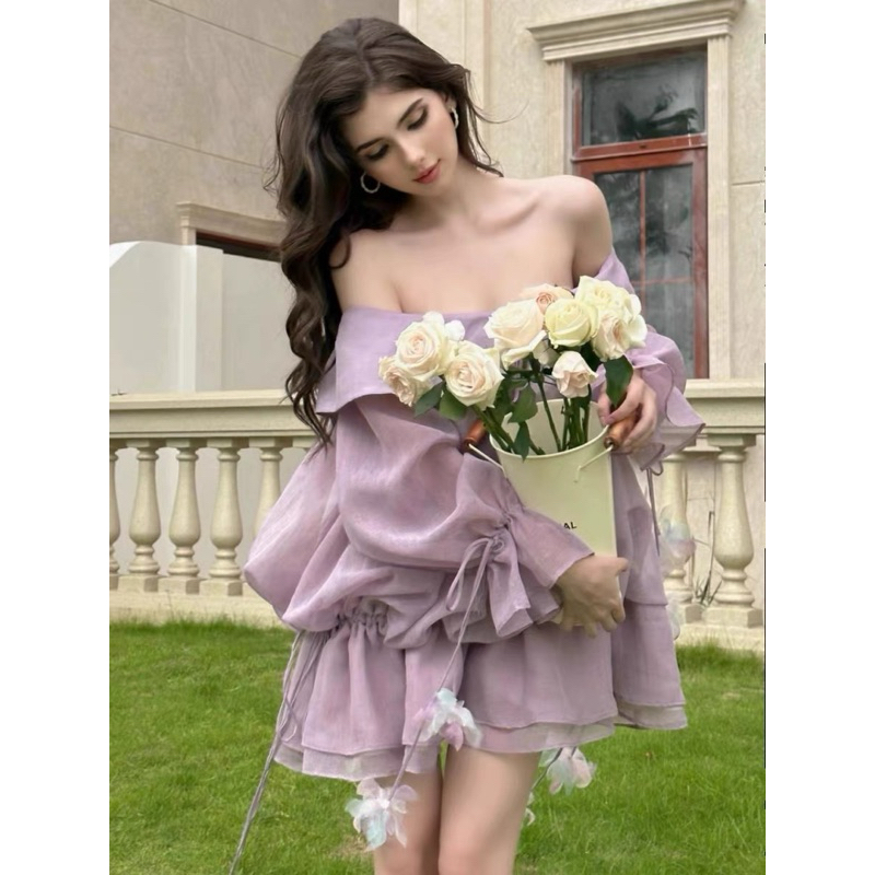 Best Seller Đầm Ngắn Trễ Vai Tay Dài Có Bo Chun Ở Eo Và Ngực Lace Mini Dress
