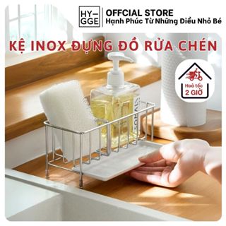 Giá Đựng Đồ Rửa Chén Kèm Khay Hứng Nước HYGGE, Kệ Inox Để Miếng Rửa Chén Đặt Bàn Nhà Bếp Tiện Lợi