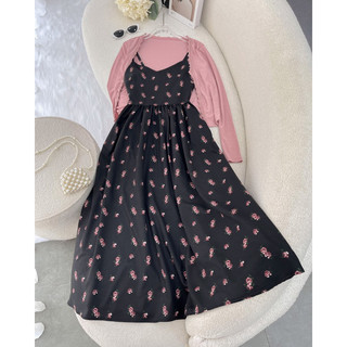 Set đầm hoa đen khoác hồng🌷