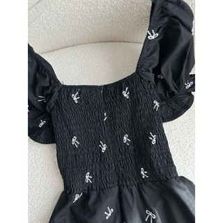 Đầm xoè thêu nơ viền ren Anna - Ruby