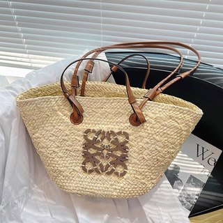 𝐁𝐥𝐚𝐮𝐞𝐁𝐥𝐮𝐦𝐞🦋 Lo.e.we Anagram Basket Bag dupe🌼