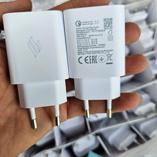 Thanh lý sạc và cáp vinsmart 18w