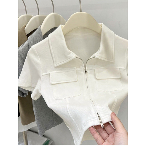 Áo croptop kiểu sơ mi dệt kim trắng CLASSY dáng ngắn tay ngắn có cổ phối túi màu trơn thường ngày ch