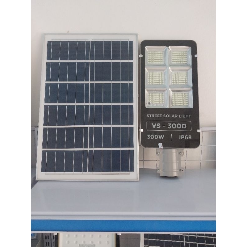 đèn năng lượng mặt trời chính hãng VS - 300D IP68