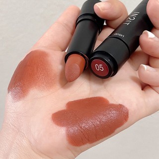 Son Lì 2 Đầu IN2IT Duo Lipstick