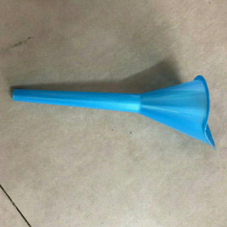 1 phễu thay nhớt xe máy, ô tô - màu ngẫu nhiên