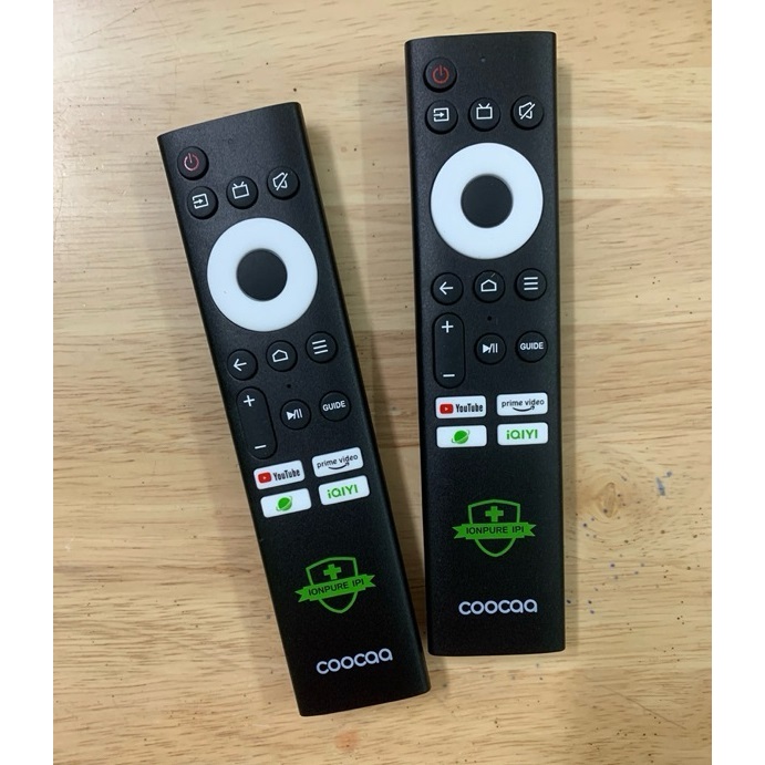 Điều khiển tivi smart CooCaa iQIYI mặt trắng thay thế nhiều mẫu điều khiển tặng kèm pin