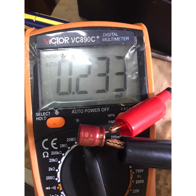Tụ 220uf 10v ELNA Cerafine đỏ tháo máy