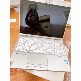[Cảm ứng 10 inch] Laptop panasonic CF-RZ6