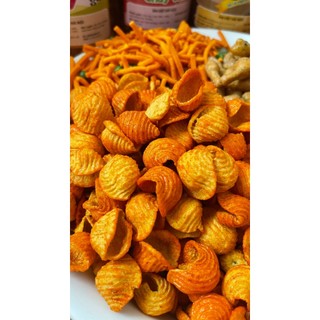 COMBO 2KG TỨ ĐẠI SNACK  KHỔNG LỒ : BIM SÒ HÀNH CAY + BIM TĂM ĐẬU HÀ LAN + QUẨY ĐÙI GÀ + NUI SEN SẤY PHÔ MAI CAY 