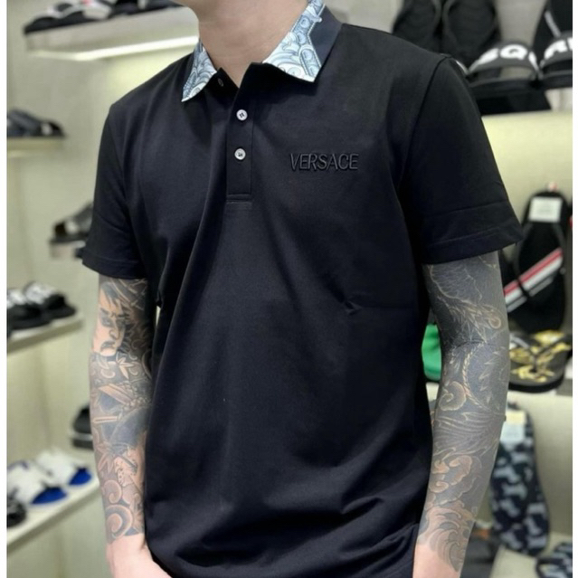 Áo Polo Versace Cổ Dệt Tay Bo Hoạ Tiết Thêu Ngực Áo - Áo Polo Vơ Sạc Chất Cotton Cao Cấp Đẹp
