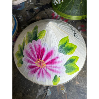 Nón lá vẽ hoa cho bé 33cm