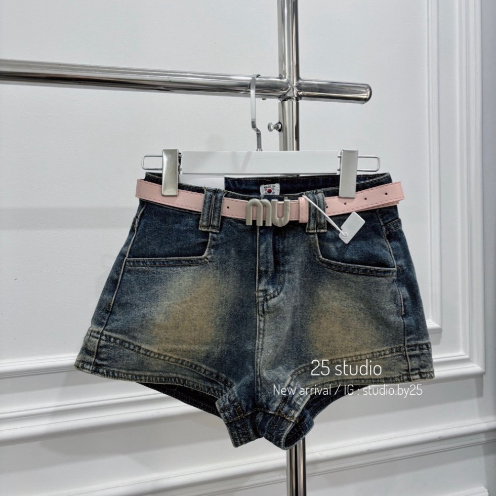 Quần đùi bò nữ, quần short bò nữ may cách điệu gấu kèm đai miumiu siêu xinh hàng QCL1 N99 | BigBuy360 - bigbuy360.vn