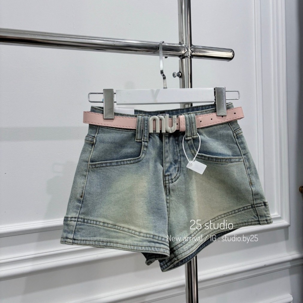 Quần đùi bò nữ, quần short bò nữ may cách điệu gấu kèm đai miumiu siêu xinh hàng QCL1 N99 | BigBuy360 - bigbuy360.vn