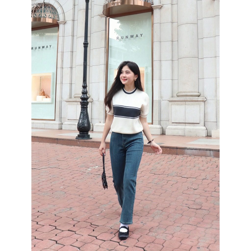 LIN CLOSET [QDL130] Quần jean BASIC ỐNG ĐỨNG PHỐI TÚI SAU LẠ MẮT