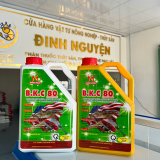 Dung dịch diệt khuẩn B.K.C 80 sát trùng nguồn nước ao nuôi, ngăn ngừa mầm bệnh cho tôm, can 2L ✅
