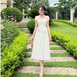 Váy nữ Magaly Dress họa tiết tim nơ eo xếp ly đính hoa dáng dài, Đầm dự tiệc chất tơ mềm mát VVND042407 