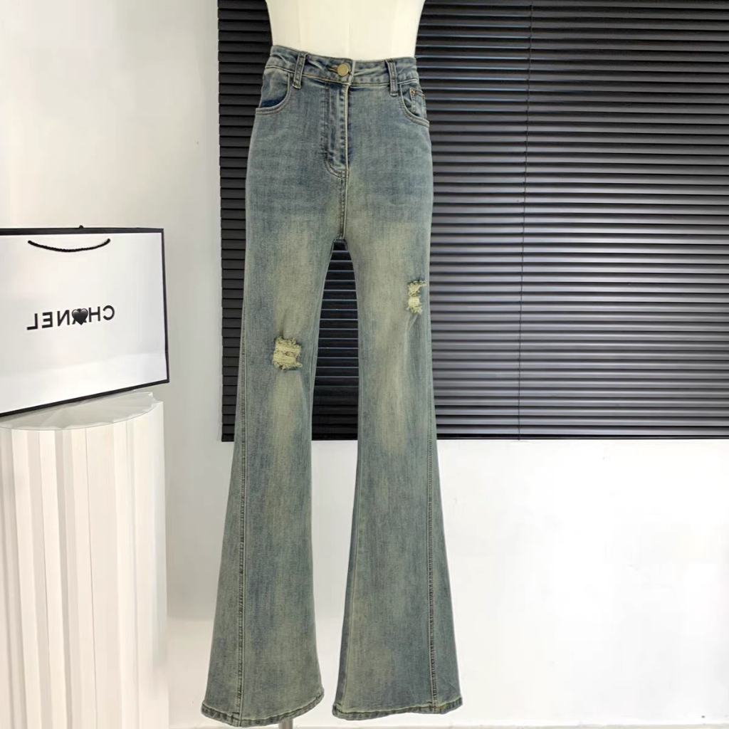 Quần bò ống loe xanh rách 2 gối girl phố , Quần jean ống loe rách gối phong cách cháy phố HOT 2023 D24 | BigBuy360 - bigbuy360.vn