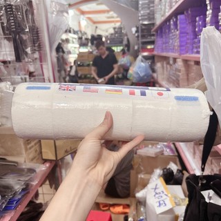 Giấy quấn cổ cắt tóc