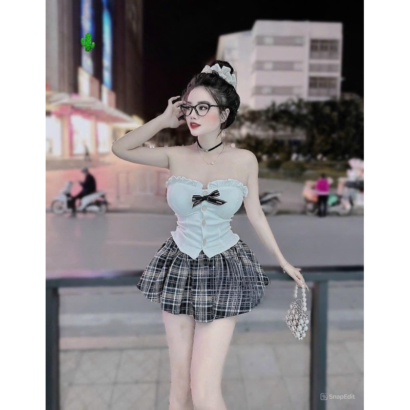 Set Áo Ống Croptop Cúp Nơ Viền Bèo Lụa Thái + Chân Váy Caro Kẻ Sọc Có Lót Quần | BigBuy360 - bigbuy360.vn