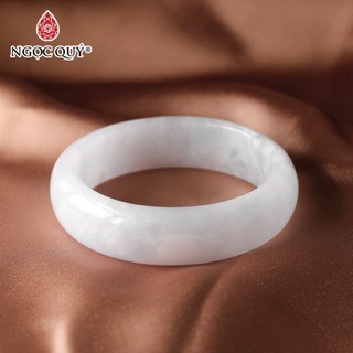 Vòng tay liền khối đá CT - Ngọc Quý