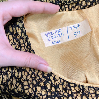 đầm bigsize vàng phối ren đen kiểu 2hand