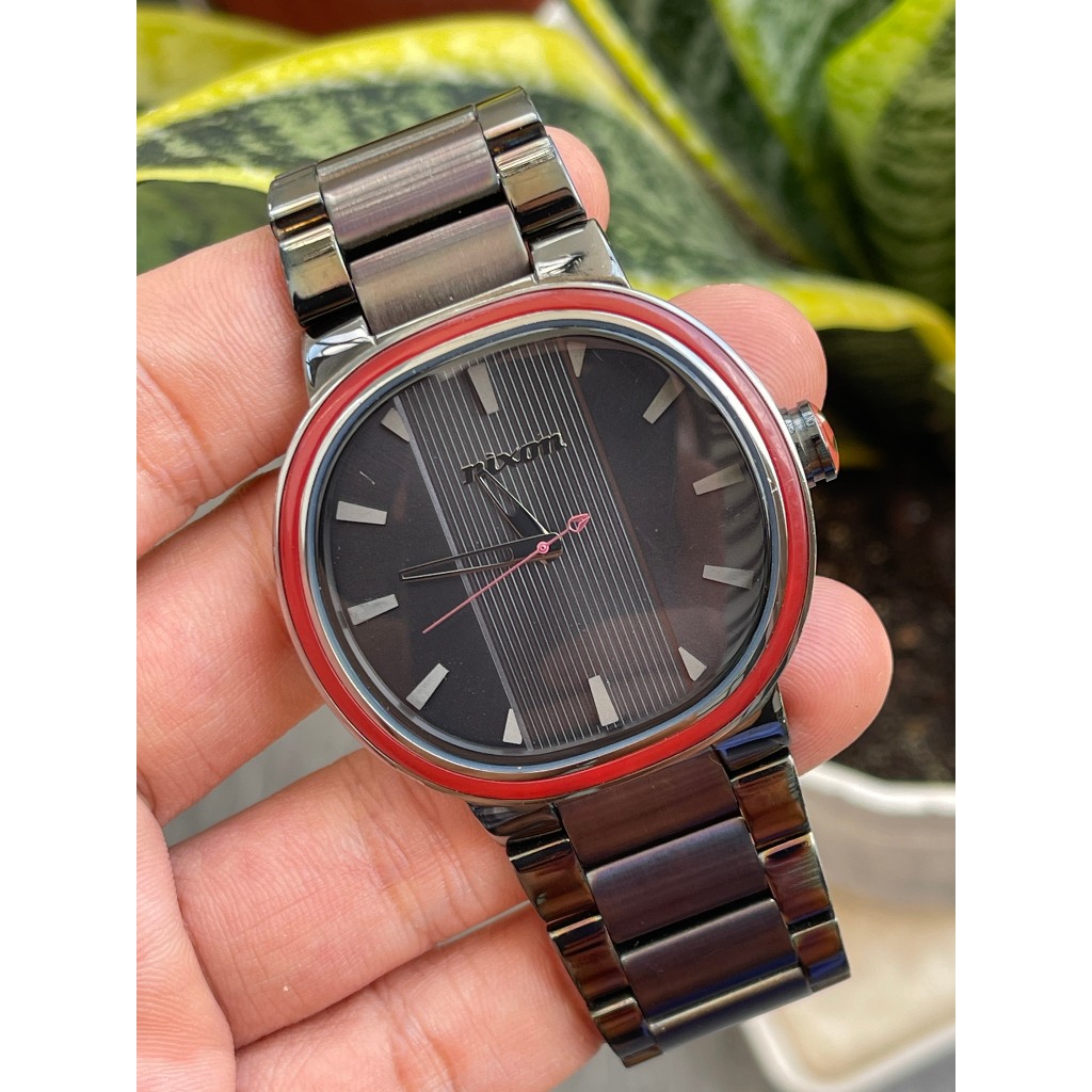 Đồng hồ nam Nixon full đen chạy pin hàng Si