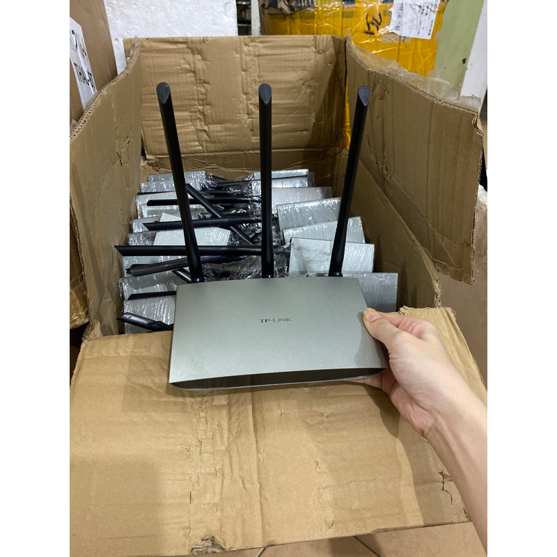 Bộ phát Wifi TPLink 3 râu XUYÊN TƯỜNG, Bộ phát wifi TPLink đã qua sử dụng, tốc độ 450Mbps tải mạng khỏe | BigBuy360 - bigbuy360.vn