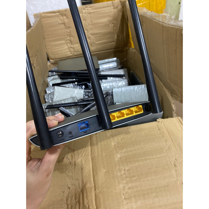 Bộ phát Wifi TPLink 3 râu XUYÊN TƯỜNG, Bộ phát wifi TPLink đã qua sử dụng, tốc độ 450Mbps tải mạng khỏe | BigBuy360 - bigbuy360.vn