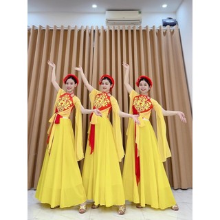 Trang phục múa biểu diễn văn nghệ nghệ thuật áo yếm tay thả xẻ duyên dáng múa đồng phục dân tộc dân vũ hội làng đẹp