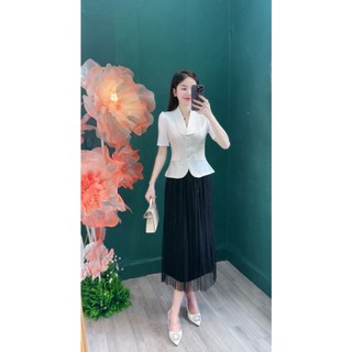 Áo nữ kiểu Cổ Vest Cách Tân thời trang công sở thiết kế thanh lịch