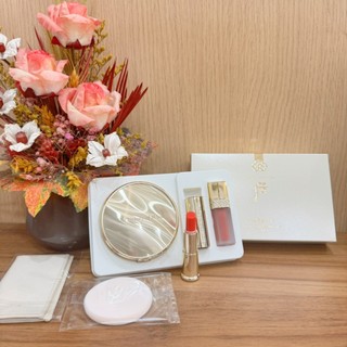 Phấn phủ Whoo vàng Luxury Glow Pressed Powder