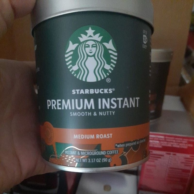 Cà phê hòa tan cao cấp Medium Roast Starbucks. Vị sô cô la và các loại hạt.
