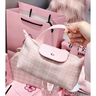 Túi gift xinh của nhà 3ce