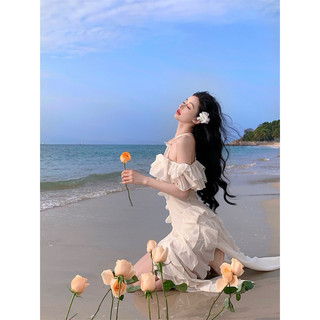 Váy trễ vai gợi cảm lãng mạn