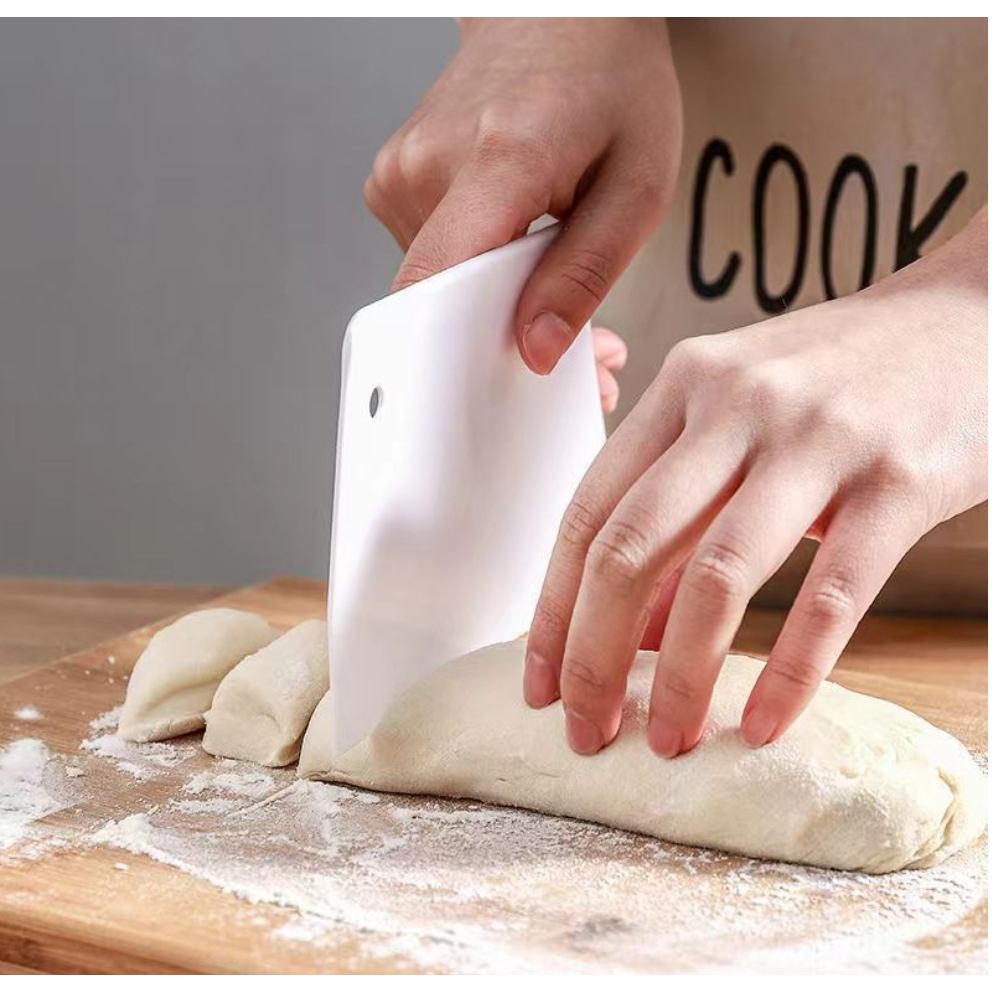 Miếng nhựa cắt bột hình vuông