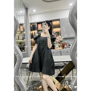 Váy đính hoa ngực sm