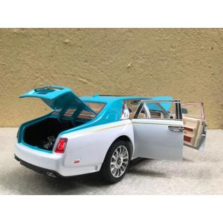 Mô hình xe Rolls-Royce Phantom MANSORY 1:24